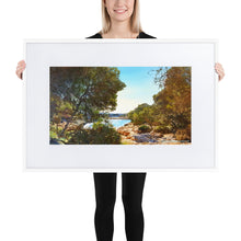 Load image into Gallery viewer, Stunning ! Framed Autographed Print
